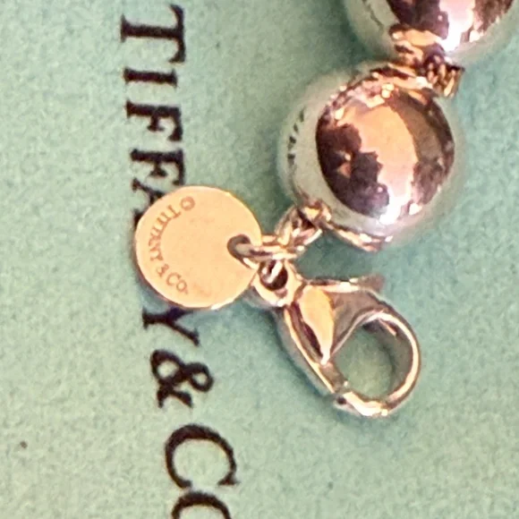 Tiffany & Co Hardware Bead Bracelet in Sterling Silver 10 mm 8.25 length - Picture 3 of 12